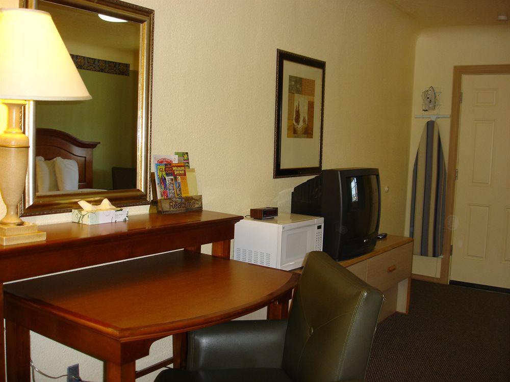 Value Inn Motel Eugene Airport Bagian luar foto
