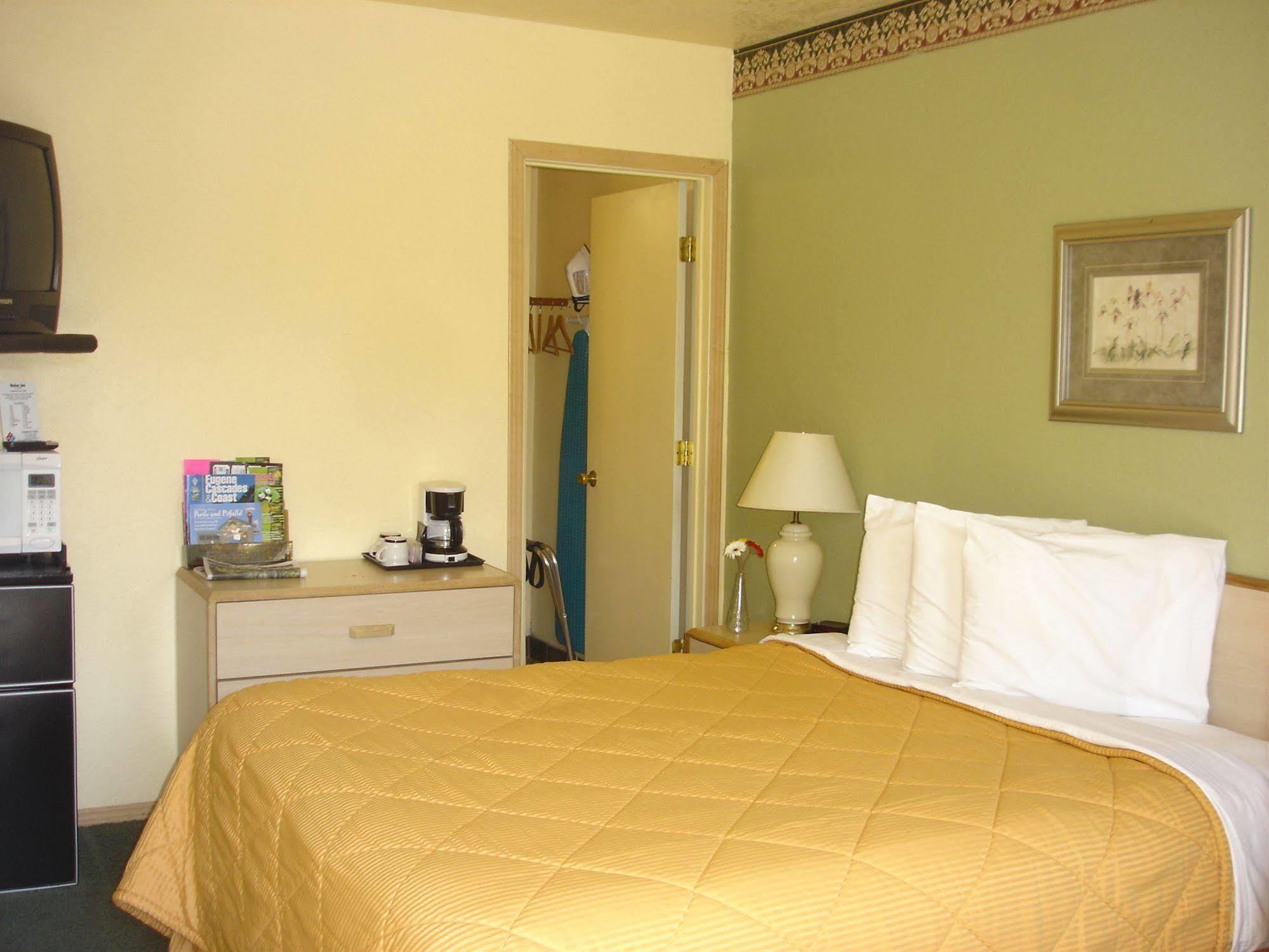 Value Inn Motel Eugene Airport Bagian luar foto