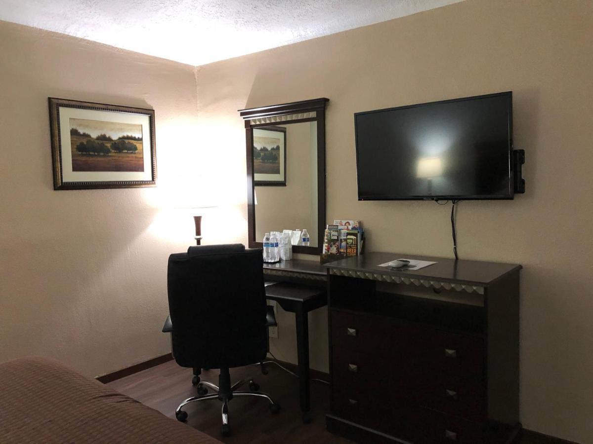 Value Inn Motel Eugene Airport Bagian luar foto