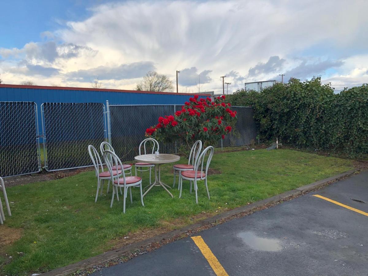 Value Inn Motel Eugene Airport Bagian luar foto